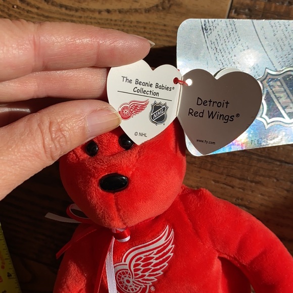 Ty Red Wings Beanie Baby - Picture 3 of 6